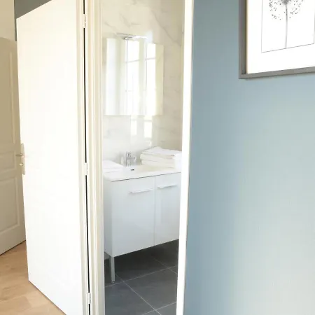 T2 De 55m2 Avec Toit Terrasse, Hyper Centre, Wifi, Draps, Savons Et Serviettes Fournis Apartment Cognac