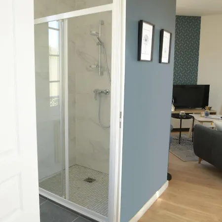T2 De 55m2 Avec Toit Terrasse, Hyper Centre, Wifi, Draps, Savons Et Serviettes Fournis Apartment *